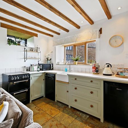 Host & Stay - Little Barn - Upper Hulme Leek Eksteriør bilde